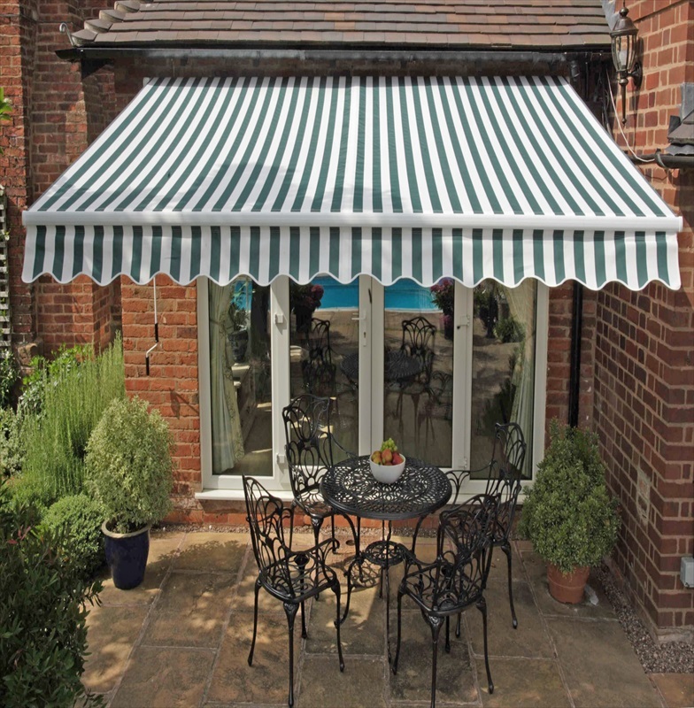 Deluxe Henley Wall Awning The Garden Factory Deluxe Easy Henley Wall Awning Width 2 5m Or 3m 3
