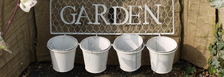 Plant Stands & Pot Holders