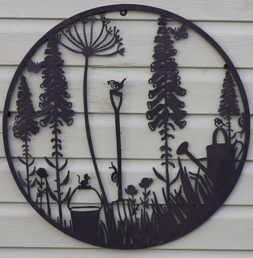 Love Your Garden Metal Round Wall Art - 60cm Diameter - Black