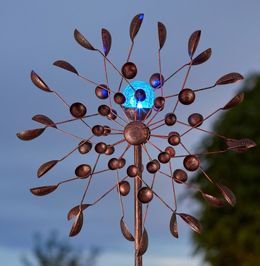 Breeze Wind Spinner With Crackled Globe Solar Light